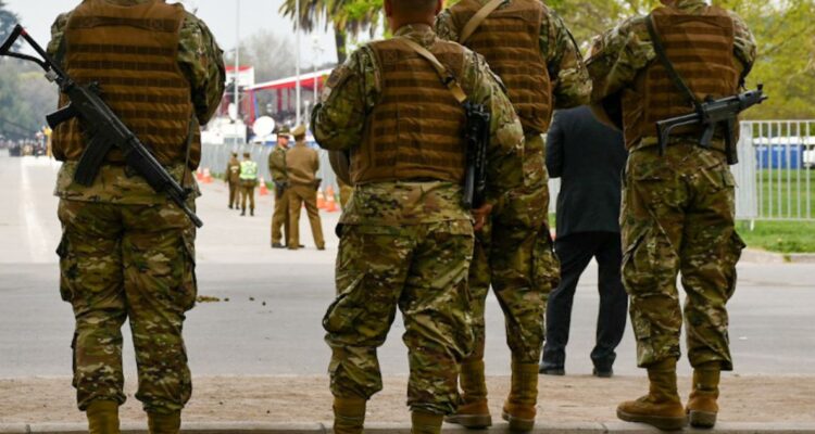 Cuándo y dónde deben ir los llamados a realizar el Servicio Militar 2025, hasta cuándo hay plazo y cuáles son las sanciones por no hacerlo.