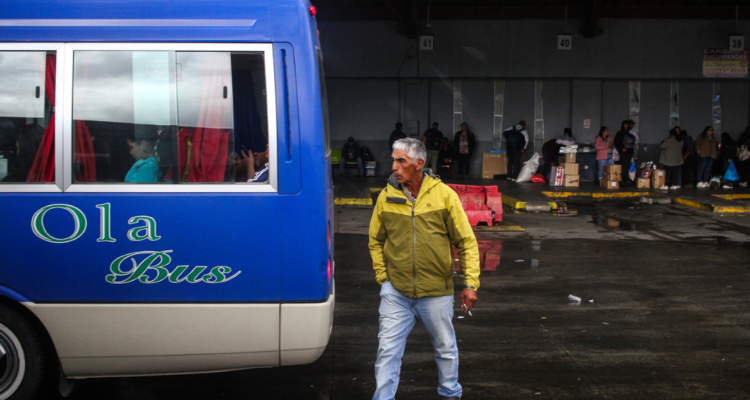 Madre de niño en silla de ruedas acusa discriminación en recorrido de Los Muermos-Puerto Montt