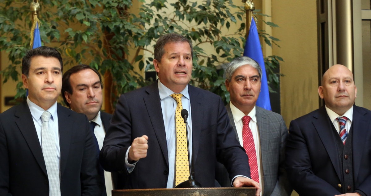 UDI cuestiona “capacidad de liderazgo” de Boric ante falta de apoyo en umbral del 5% de partidos