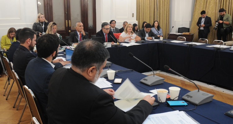 Informe de oposición se impuso en CEI por Caso Monsalve: acusan responsabilidades del Gobierno