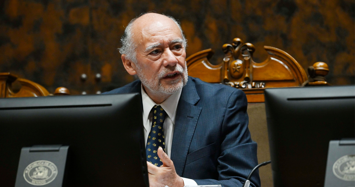 Flores (DC) advierte que apoyo a Ossandón (RN) es “feble” y le pide no “seguir peleando con su sector”