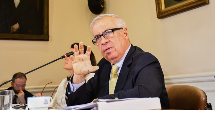 Mañalich y alerta sanitaria: “El Covid se volvió buena persona, hoy la influenza provoca más muertes”