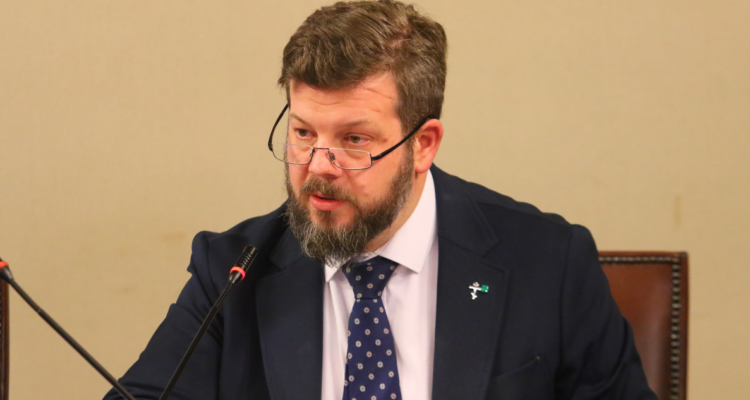 Kaiser afirma que elección de presidente del Senado demostró falta de gobernabilidad de Chile Vamos