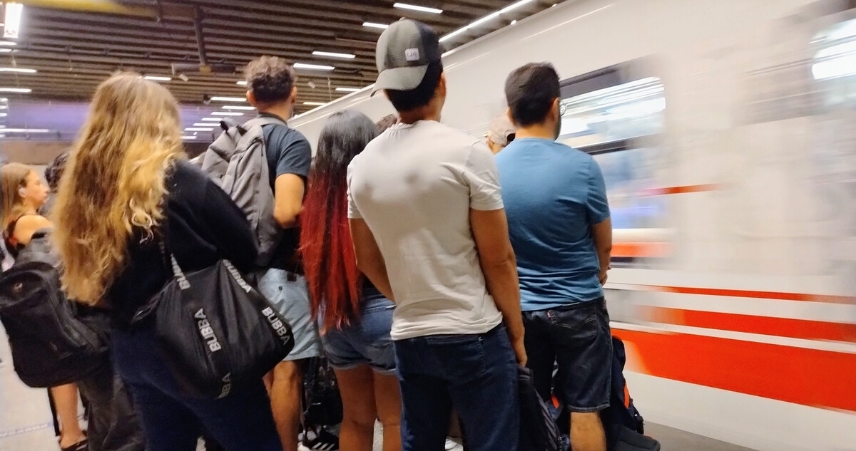 Llegó el “Súper Lunes”: las medidas que se implementarán desde hoy en Santiago para enfrentar marzo
