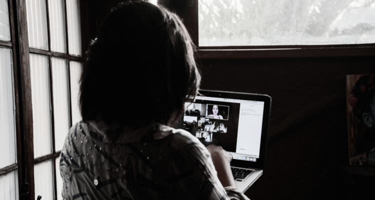 Investigan difusión de imágenes eróticas de profesora en Carahue: contenido fue visto por alumnos Investigan difusión de imágenes eróticas de profesora en Carahue: contenido fue visto por alumnos Investigan difusión de imágenes eróticas de profesora en Carahue: contenido fue visto por alumnos