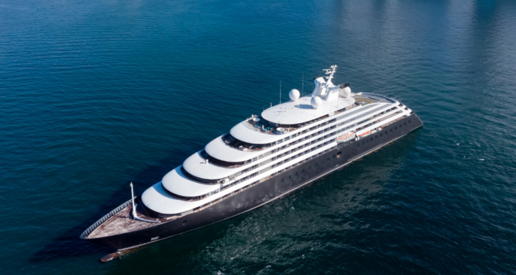 Recalada de cruceros en Los Ríos