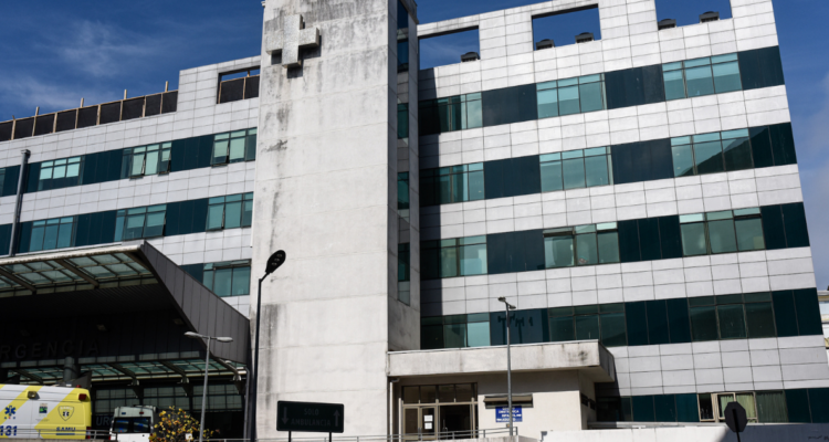 Concepción: madre denuncia que Hospital Regional tardó 10 años en diagnosticar enfermedad de su hija