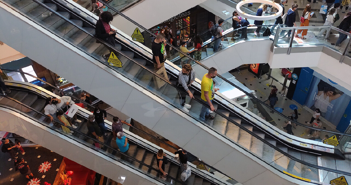 CUT critica decisión de tiendas retail de abrir durante el próximo Viernes Santo: “Es inédito”
