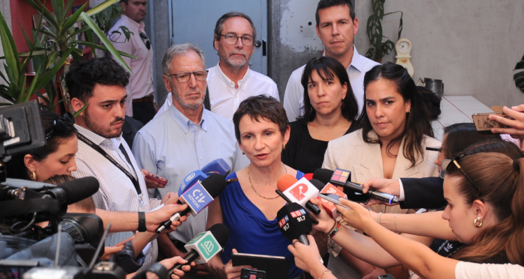 Tohá presenta al “núcleo” de trabajo para su campaña: Claudio Castro será encargado territorial