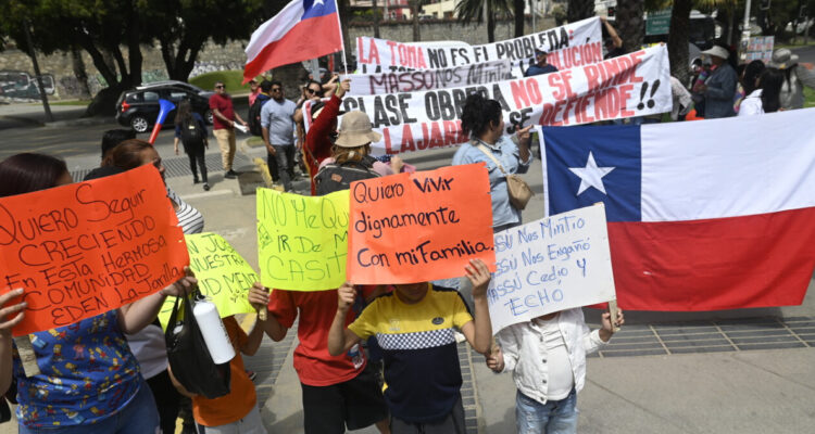 En la toma Lajarilla de Viña del Mar buscan una salida alternativa frente al inminente desalojo