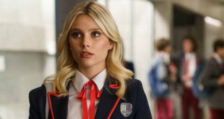 Valentina Zenere en su personaje de Isadora Artiñán de Élite de Netflix en referencia a denuncia sobre el femicidio de su tía en México