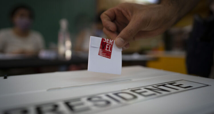 Propuestas para un nuevo sistema político,político verdaderamente democrático, eficiente y representativo