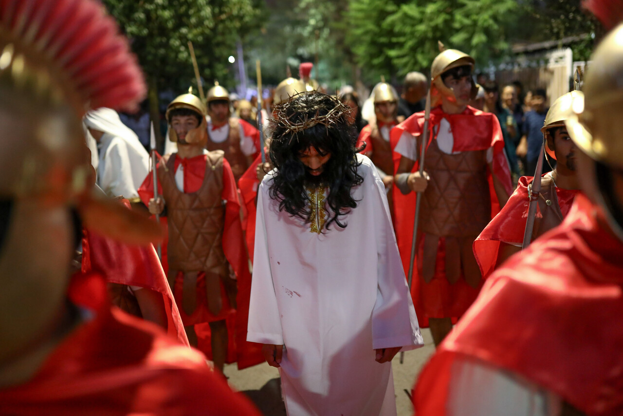 Tradiciones Semana Santa: Viacrucis en Colina (2024) | Agencia Uno