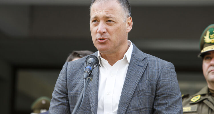 Castro por proyecto de voto extranjero: El Gobierno tiene “susto que ganemos las próximas elecciones”