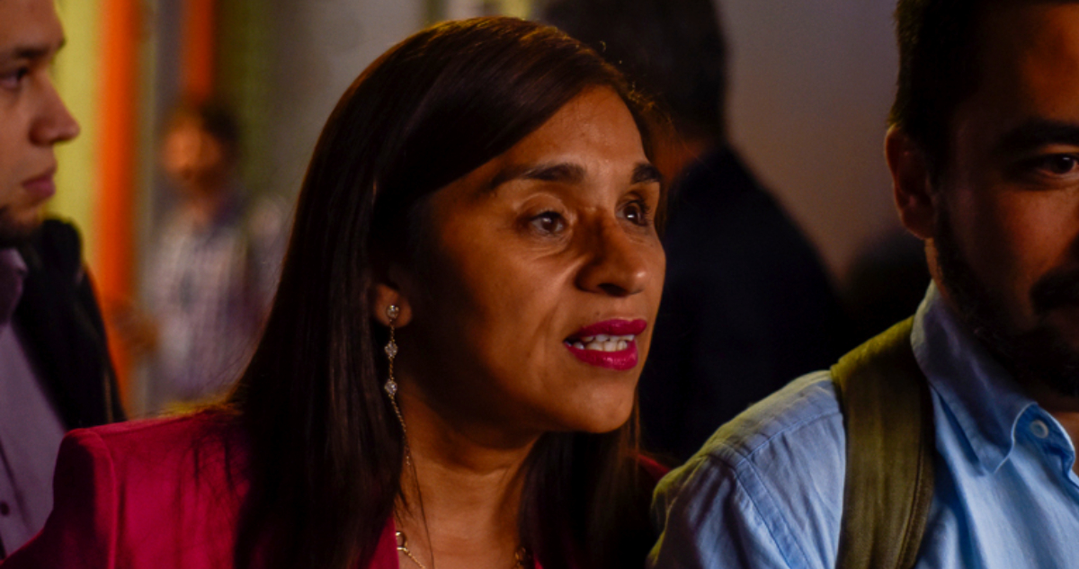 “Actuar criminal”: senadora Campillai tras difusión de videos de exteniente Crespo durante estallido
