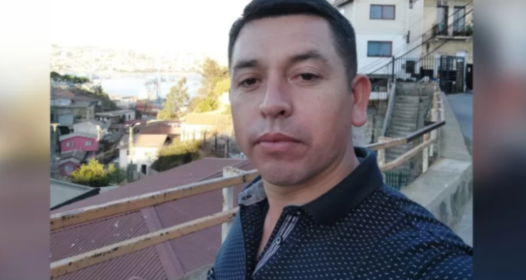 Imagen del cabo Alex Salazar por decisión de su viuda