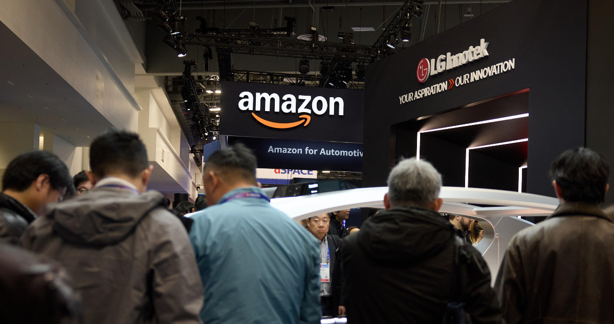 CEO de Amazon admite que comprar en la plataforma podría ser más caro por efecto de guerra comercial