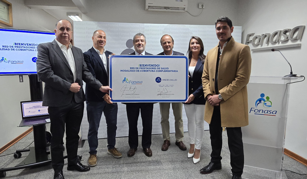 Andes Salud firma convenio con Fonasa