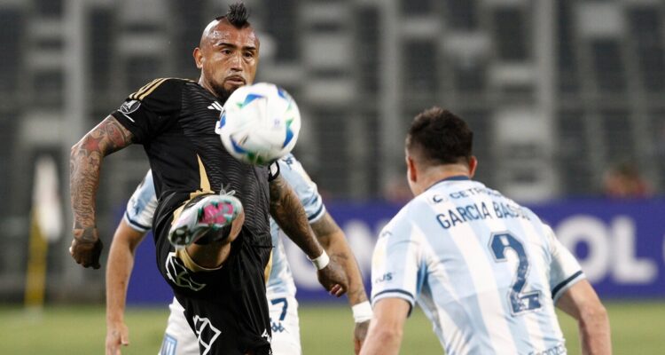 Arturo Vidal estalló tras expediente en su contra de Conmebol.