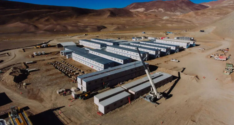 Hecho en Chile: crean sistema que optimiza el consumo de diésel y reduce emisiones en faenas mineras