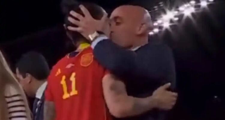 Beso a la fuerza de Rubiales y Hermoso en Copa del Mundo tendrá serie documental