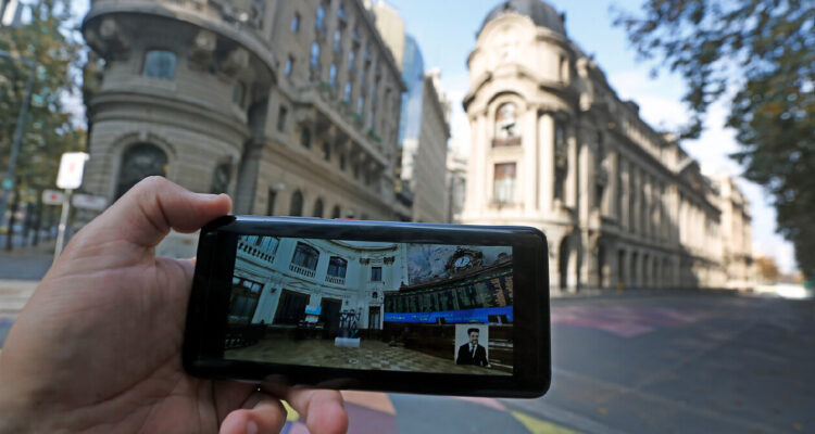 Bolsa de Santiago se tiñe de rojo mientras se tensiona la guerra comercial de Trump