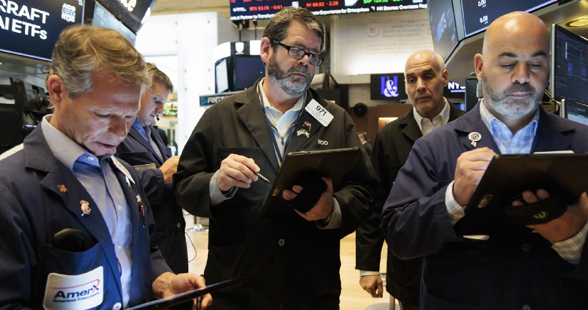 La subida de arancel contra China golpea el optimismo en las bolsas: caen Wall Street y el IPSA