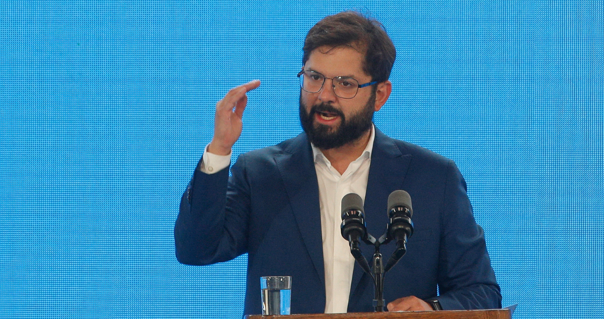 Boric llama a la “unidad nacional” frente a efectos de aranceles impuestos por Trump