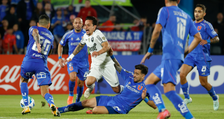 En Brasil arremeten contra Botafogo por caer ante La U.