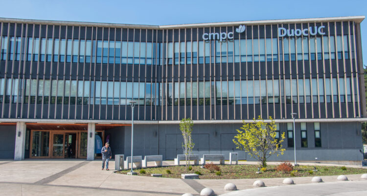 Campus Nacimiento CMPC Duoc UC inicia año académico 2025 con récord de estudiantes matriculados