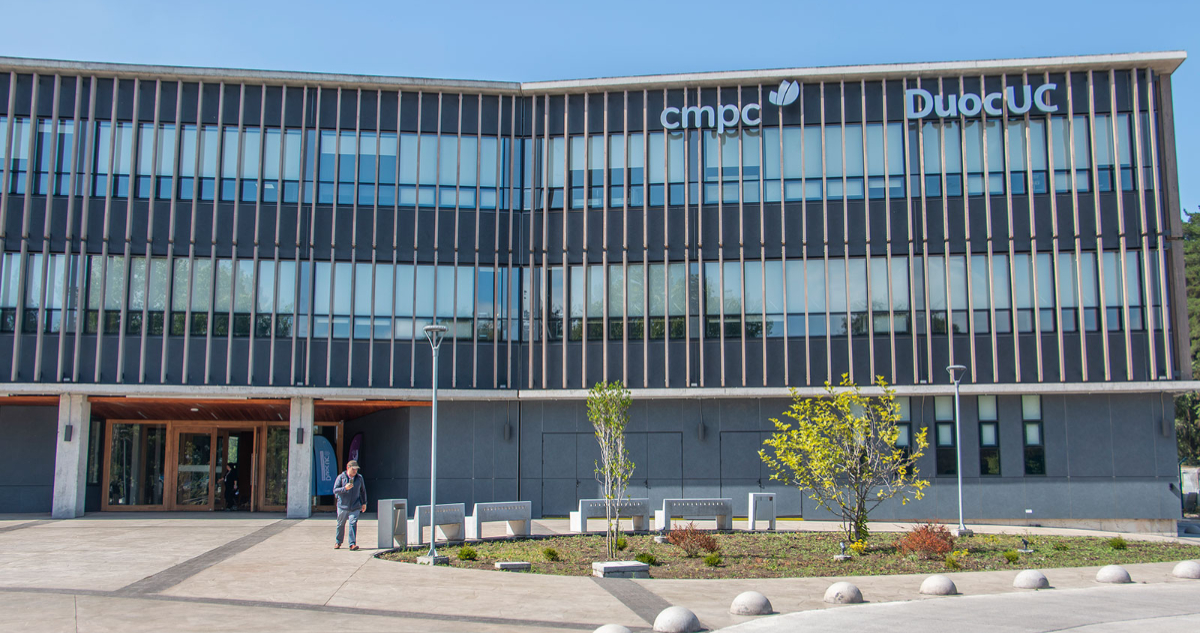 Campus Nacimiento CMPC Duoc UC inicia año académico 2025 con récord de estudiantes matriculados