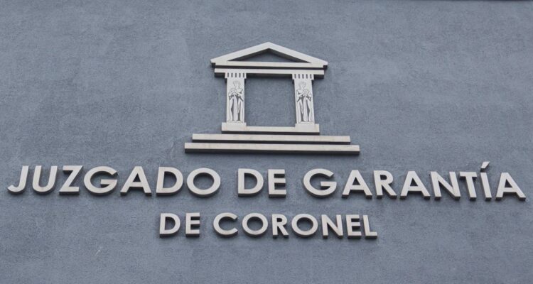 Amplían caso Puerto Coronel en 6 meses: Fiscalía tiene en la mira a exconcejala y dirigente sindical