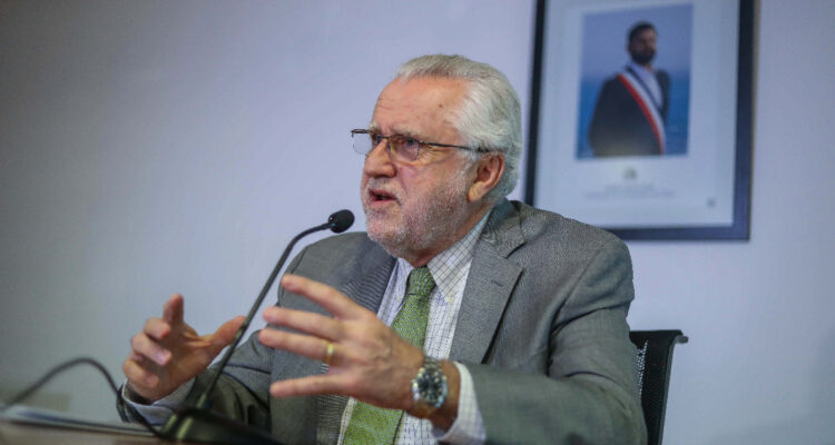 “Con todo el rigor que corresponde”: Codelco destaca la luz verde de la FNE a su asociación con SQM