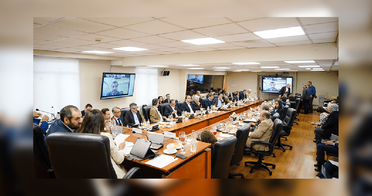 Gobierno reúne de forma extraordinaria al sector agroalimentario para abordar impacto de los aranceles