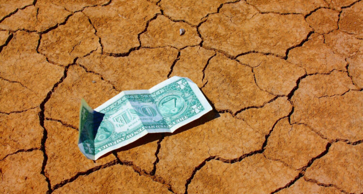 ¿Qué es una recesión? El fantasma que vuelve a resonar por la guerra comercial de Donald Trump