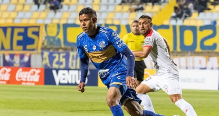 Everton venció a La Calera y sigue vivo en la Copa Chile