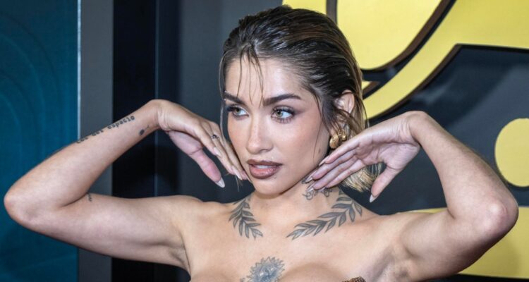 Dan de alta a María Becerra tras 5 días hospitalizada: “Gracias por esta segunda oportunidad”