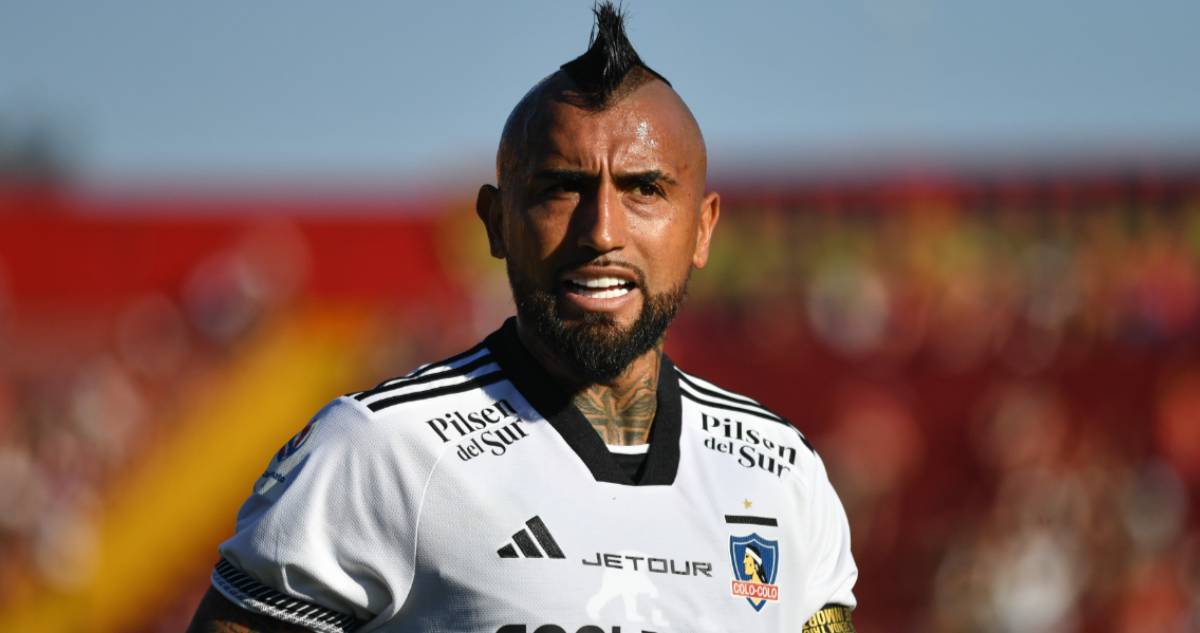 Fijan audiencia de sobreseimiento para Arturo Vidal por denuncia de acoso sexual