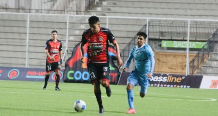 Deportes Limache y Deportes Iquique se enfrentaron por la Liga de Primera