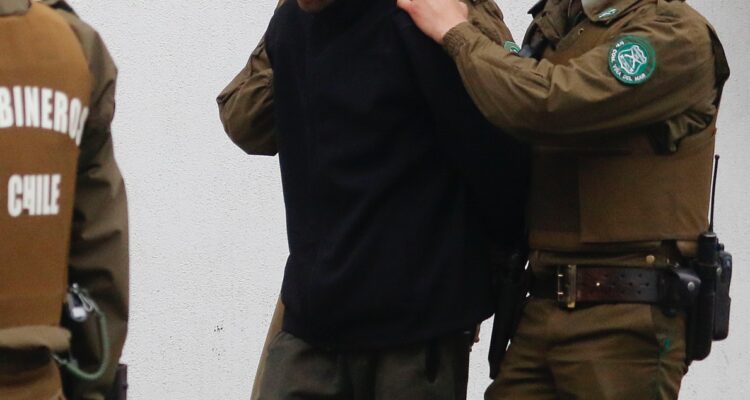 Adolescente de 16 años fue detenido tres veces en una semana en Puerto Montt: justicia lo dejó libre