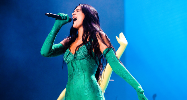Dua Lipa en concierto