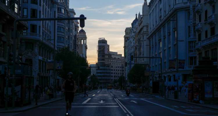 España y Portugal retornan a la normalidad tras masivo apagón eléctrico en la Península Ibérica