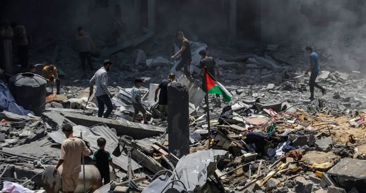 Palestina acusa a Israel de convertir Gaza en fosa común para palestinos y ayudantes humanitarios