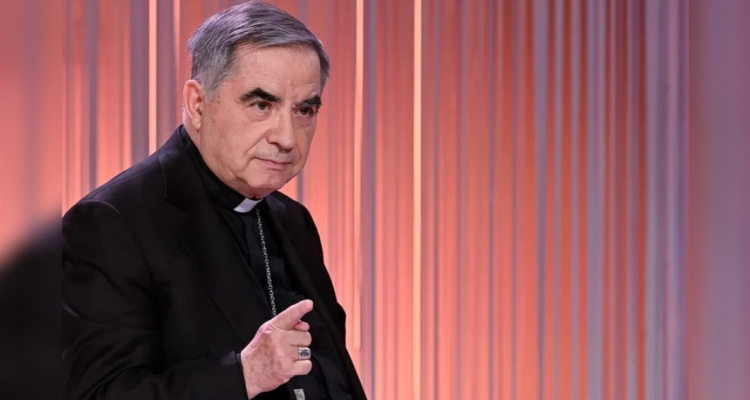 Es oficial: cardenal Becciu, condenado por corrupción, desiste de participar en el cónclave