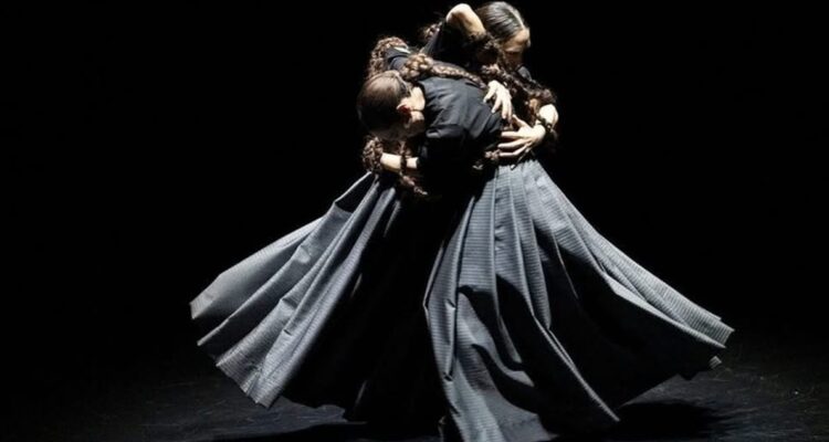 En este día, en este mundo, Abril en Danza