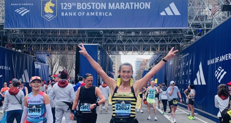 Extenista criticó a atleta trans que participó en Maratón de Boston.