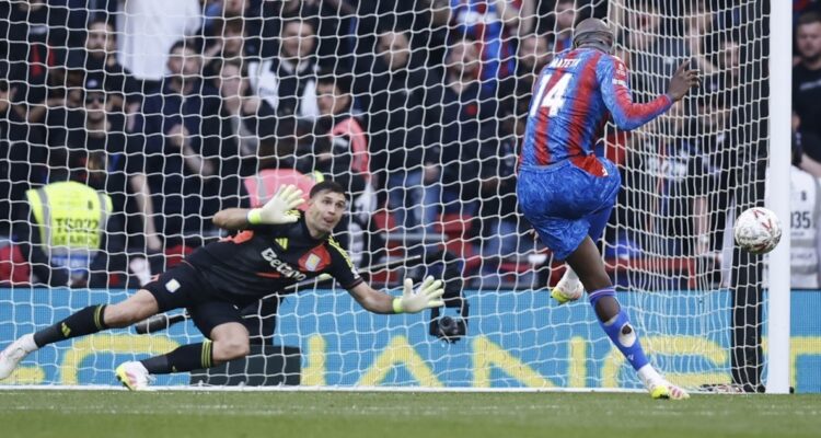 Crystal Palace humilló al Aston Villa en la FA Cup.