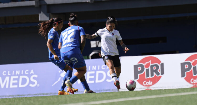 Fotografía de Yenny Acuña previa a su gol a La U