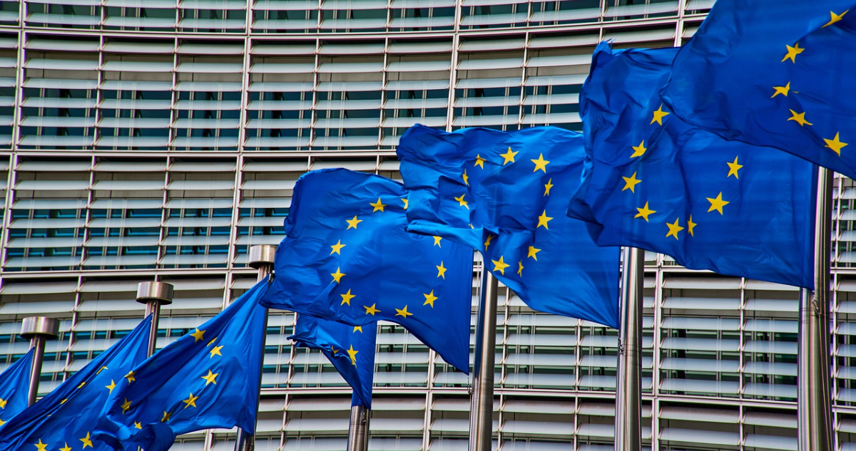 Francia asegura que la UE tomará medidas contra gigantes digitales de EEUU como respuesta a aranceles