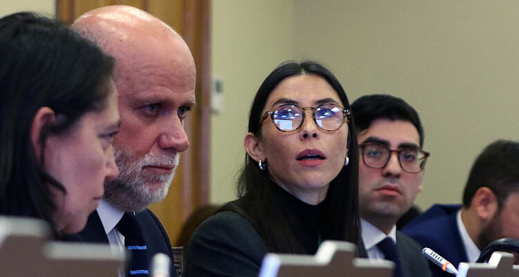 Francisca Moya, la polémica abogada que no advirtió inhabilidad en la compra de casa de Allende